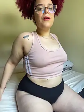 Snapshot of Enyagleam_ chatting on 16, 11, 2025 Enyagleam online show from 16, 11, 2025