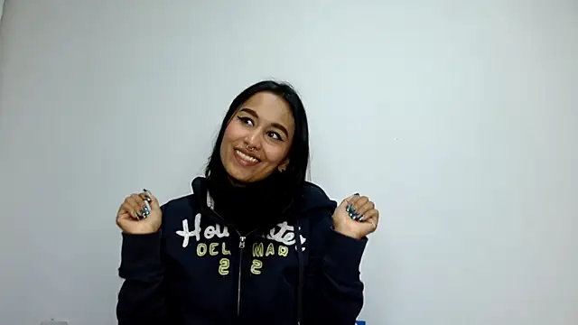 Gia Lee online show from 2, 10, 2025