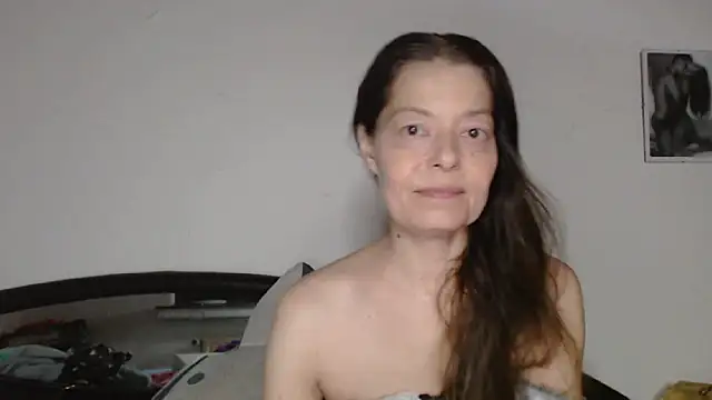 Snapshot of SexySarah177 chatting on 24, 2, 2026 SexySarah177 online show from 24, 2, 2026