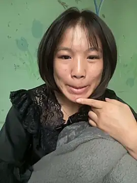 Snapshot of QueenLink chatting on 1, 11, 2025 QueenLink online show from 1, 11, 2025