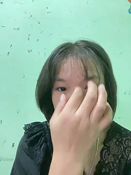 Snapshot of QueenLink chatting on 3, 11, 2025 QueenLink online show from 3, 11, 2025