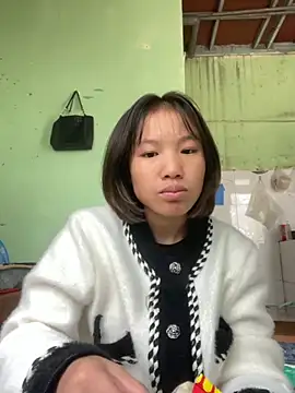 Snapshot of QueenLink chatting on 16, 11, 2025 QueenLink online show from 16, 11, 2025