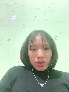 Snapshot of QueenLink chatting on 28, 11, 2025 QueenLink online show from 28, 11, 2025