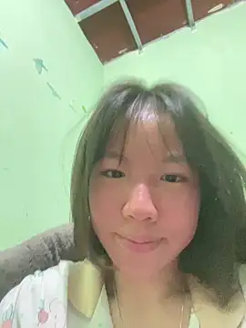 Snapshot of QueenLink chatting on 14, 12, 2025 QueenLink online show from 14, 12, 2025