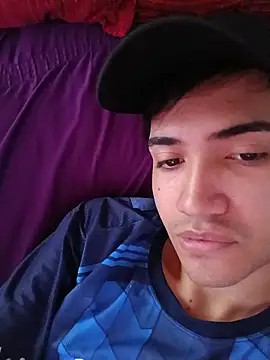 Snapshot of novinho_safado__ chatting on 8, 4, 2026 novinho safado online show from 8, 4, 2026