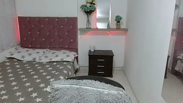 Snapshot of pixiefuckass chatting on 26, 9, 2025 pixiefuckass online show from 26, 9, 2025