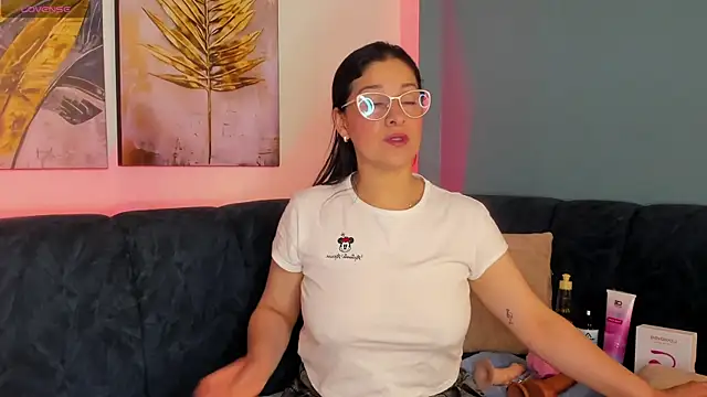 Alana steel 1 online show from 30, 11, 2025