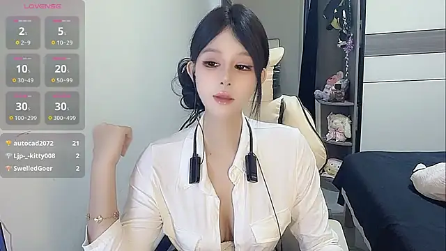 Snapshot of coco_coco_cc chatting on 15, 11, 2025 coco coco cc online show from 15, 11, 2025