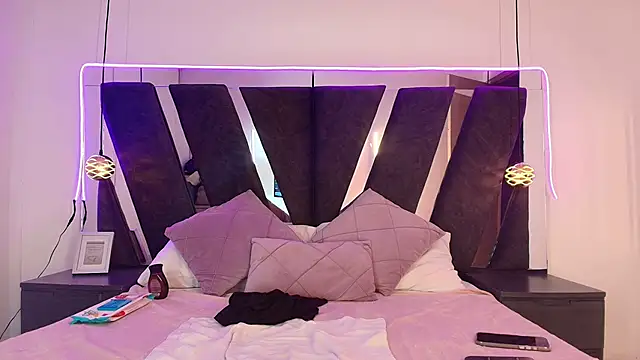 alehia cute online show from 28, 3, 2026