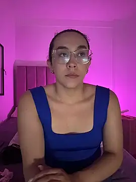 Snapshot of alehia_cute chatting on 30, 5, 2026 alehia cute online show from 30, 5, 2026