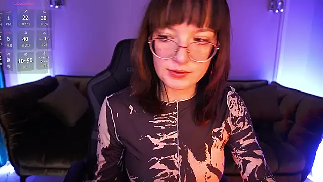 Snapshot of Pixie_Peachh chatting on 14, 11, 2025 Pixie Peachh online show from 14, 11, 2025