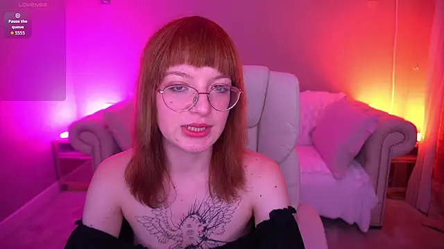 Snapshot of Pixie_Peachh chatting on 22, 11, 2025 Pixie Peachh online show from 22, 11, 2025