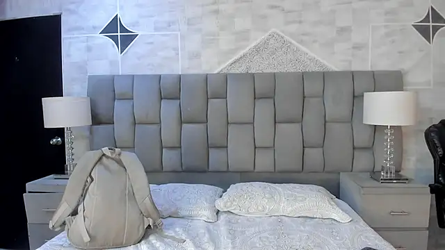 AphroditeSweet online show from 1, 2, 2026