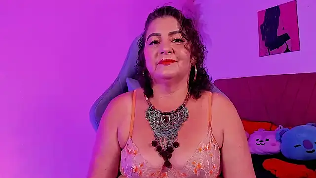 PalomaLombardi online show from 9, 2, 2026