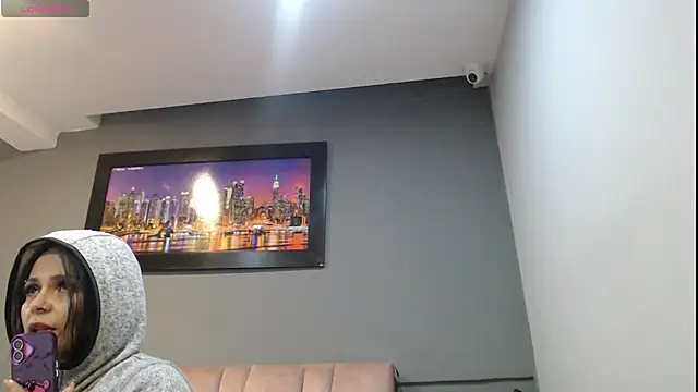 Snapshot of CharlotteCottin chatting on 21, 5, 2026 CharlotteCottin online show from 21, 5, 2026
