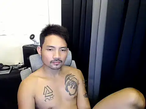Snapshot of Thefriskyasian chatting on 26, 9, 2025 Thefriskyasian online show from 26, 9, 2025