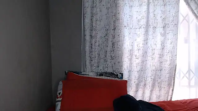 Snapshot of Lunalee chatting on 13, 1, 2026 Lunalee online show from 13, 1, 2026