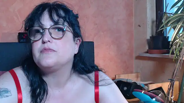 Snapshot of ladyfrombonn chatting on 15, 5, 2026 ladyfrombonn online show from 15, 5, 2026