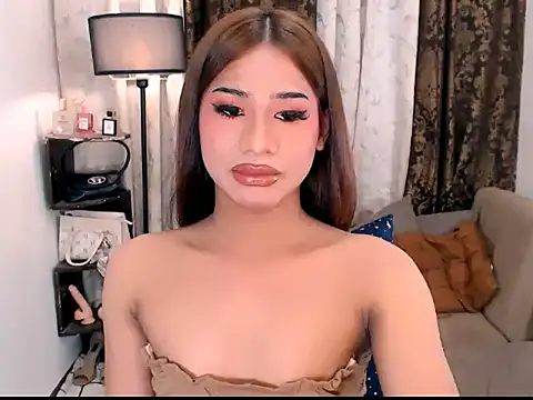 Snapshot of asianlatina69 chatting on 12, 10, 2025 asianlatina69 online show from 12, 10, 2025