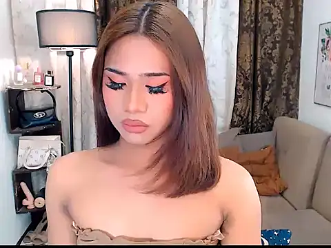 Snapshot of asianlatina69 chatting on 15, 10, 2025 asianlatina69 online show from 15, 10, 2025