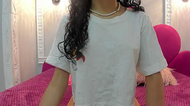 Snapshot of Saammy_17 chatting on 15, 10, 2025 Saammy 17 online show from 15, 10, 2025