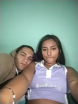 Snapshot of emilyvalencia_1 chatting on 30, 11, 2025 emilyvalencia 1 online show from 30, 11, 2025