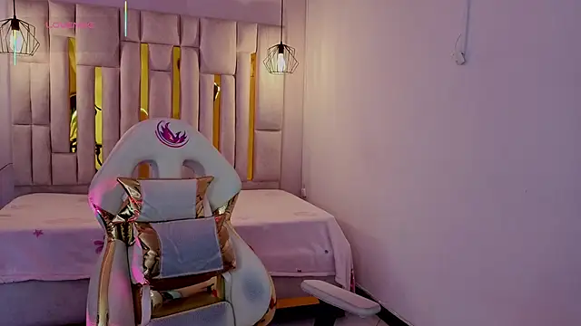 Melissa Adamsx online show from 9, 1, 2026