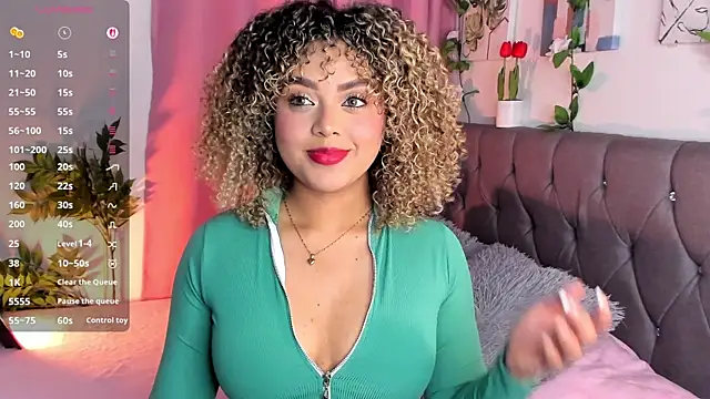 isajonnes18 online show from 22, 12, 2025