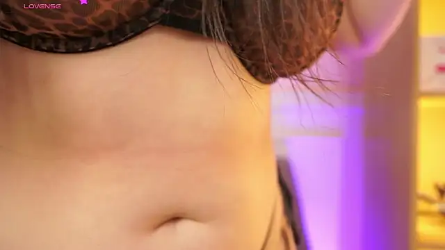 MilaCrave online show from 2, 2, 2026