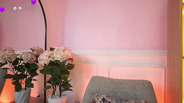 MilaCrave online show from 10, 3, 2026