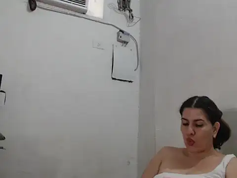 Bratzhot09 online show from 30, 11, 2025