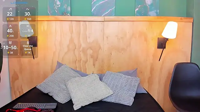 halleylorens online show from 12, 9, 2025