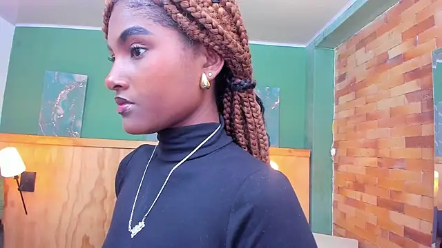 halleylorens online show from 8, 4, 2026