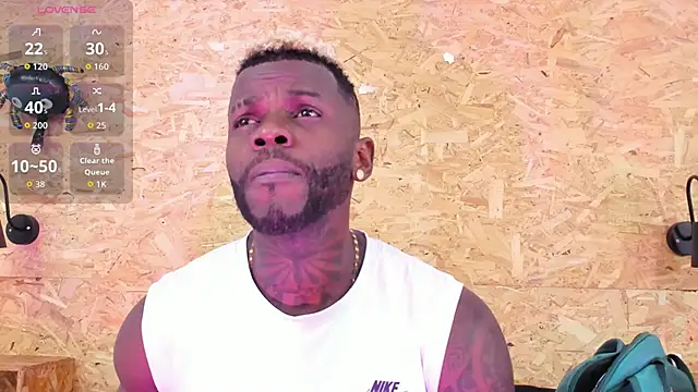 Snapshot of santiblack7 chatting on 12, 11, 2025 santiblack7 online show from 12, 11, 2025