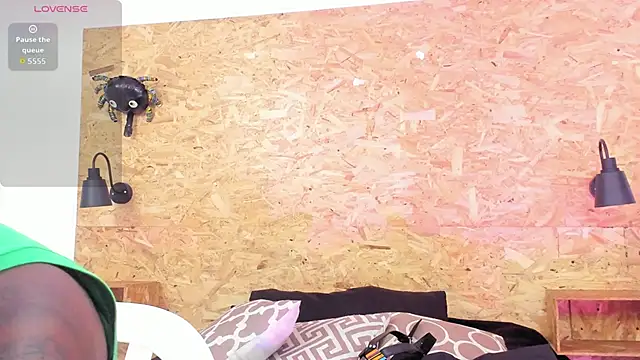 Snapshot of santiblack7 chatting on 13, 11, 2025 santiblack7 online show from 13, 11, 2025