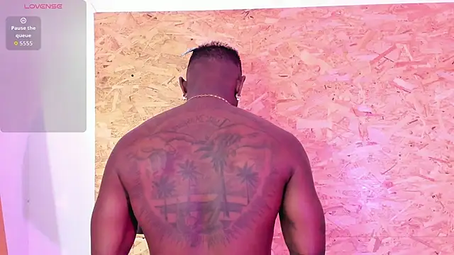 Snapshot of santiblack7 chatting on 26, 11, 2025 santiblack7 online show from 26, 11, 2025