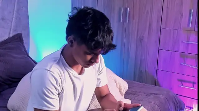 Snapshot of ZYZZ1312 chatting on 14, 10, 2025 ZYZZ1312 online show from 14, 10, 2025