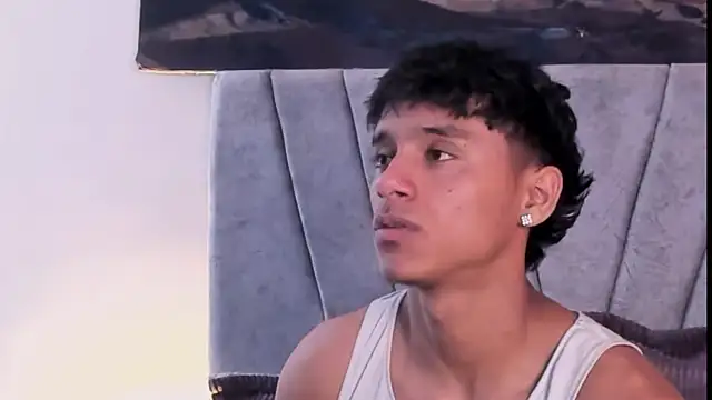 Snapshot of ZYZZ1312 chatting on 15, 12, 2025 ZYZZ1312 online show from 15, 12, 2025