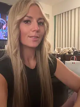 sammie-99 online show from 4, 11, 2025