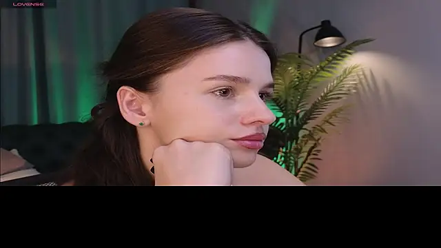 Olivia Farrell online show from 20, 10, 2025