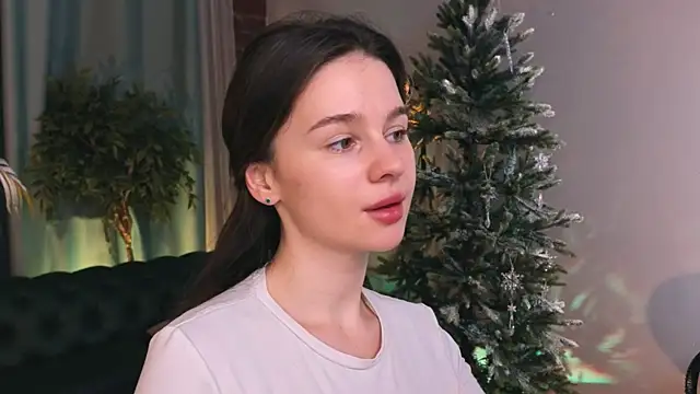 Olivia Farrell online show from 5, 12, 2025