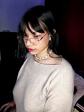 Snapshot of Iwarii chatting on 5, 12, 2025 Iwarii online show from 5, 12, 2025