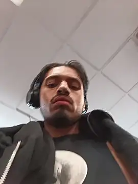 mrredcorn online show from 11, 10, 2025