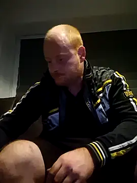 Snapshot of svenni2525 chatting on 7, 10, 2025 svenni2525 online show from 7, 10, 2025