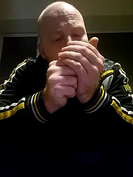 svenni2525 online show from 4, 11, 2025