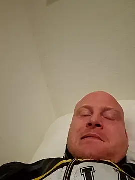 svenni2525 online show from 10, 1, 2026