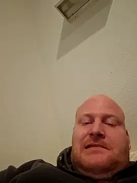 svenni2525 online show from 5, 4, 2026