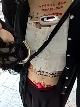 Snapshot of pink-mai chatting on 27, 10, 2025 pink-mai online show from 27, 10, 2025