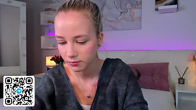 Anellyball online show from 16, 2, 2026