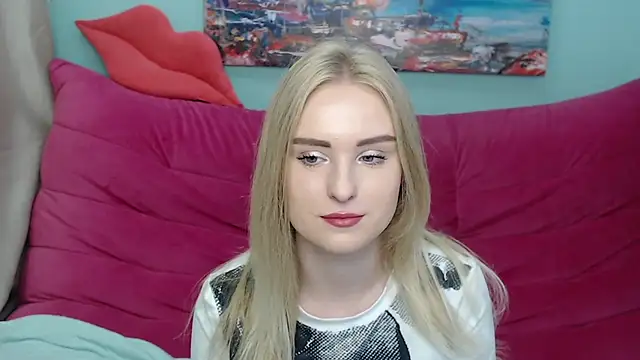 Snapshot of SofySofty chatting on 4, 10, 2025 SofySofty online show from 4, 10, 2025